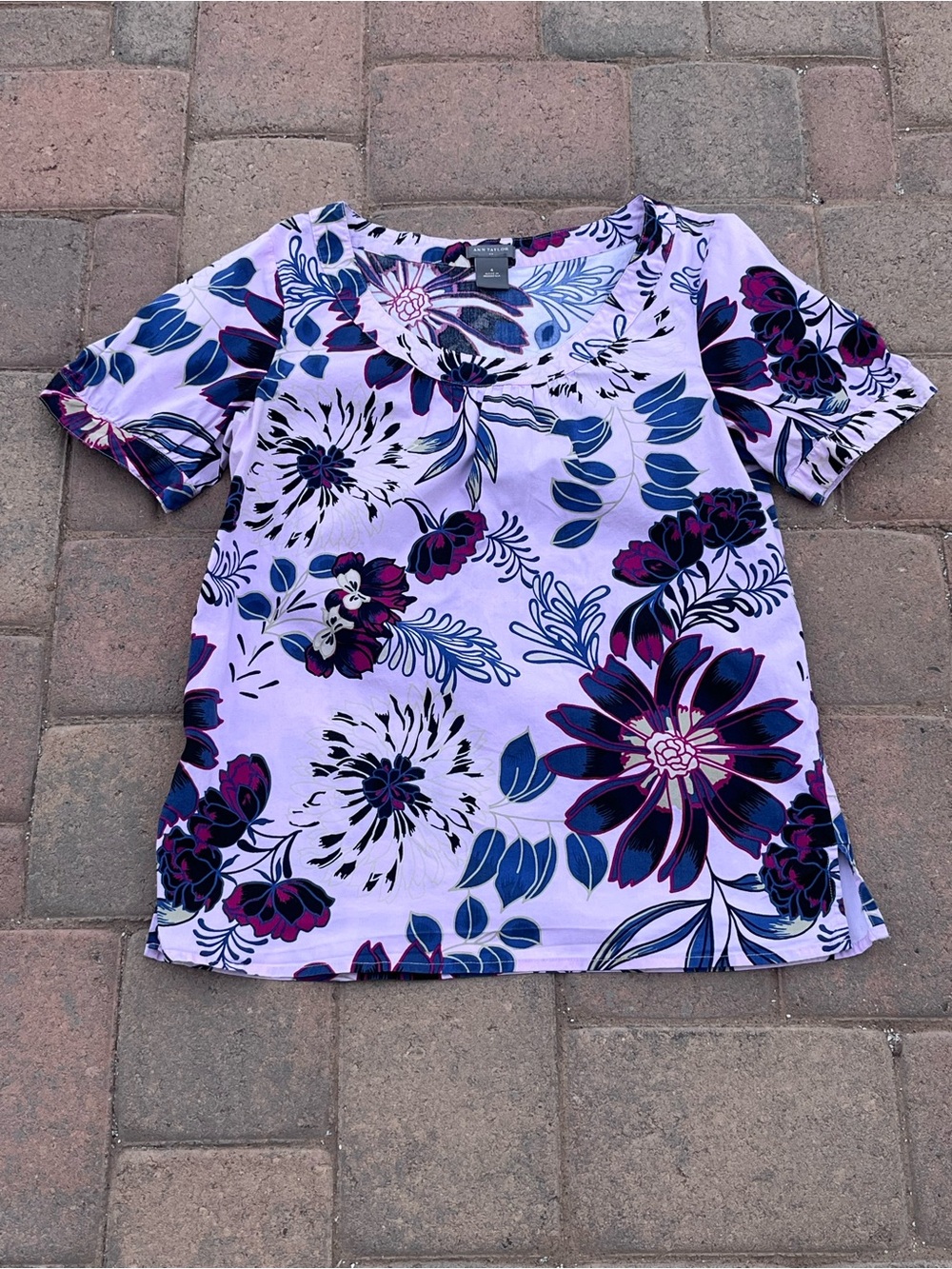 Ann Taylor pink Floral Short-Sleeve blouse with Navy & Magenta Accents